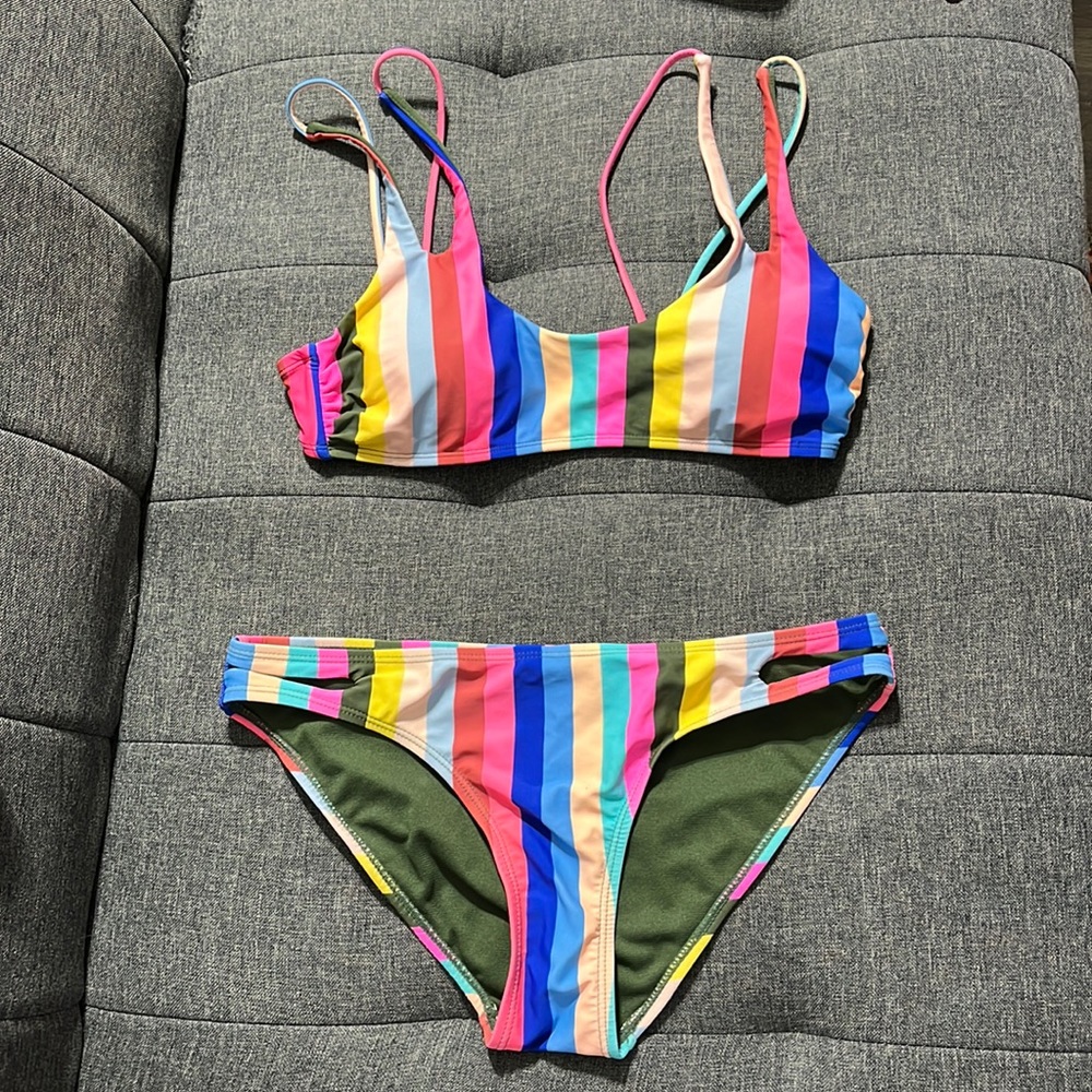 Two piece colorful swimsuit M
